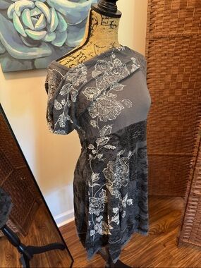 Desigual Gray Dress with White Floral Lace Print
